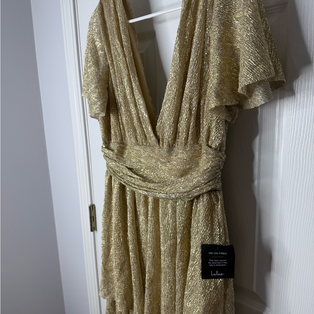LULU’S NWT Gold Metallic Tiered Maxi Dress Plunge V Neck Flutter Sleeve Formal L - Picture 6 of 9